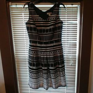 Dressbarn Black and White Sleeveless Dress